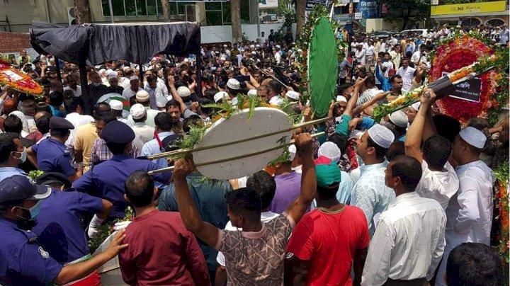 নিজ শহরে মুহিতের জানাজা সম্পন্ন