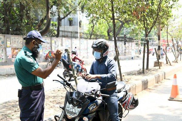ঈদযাত্রায় বাইকারদের নিতে হবে মুভমেন্ট পাস