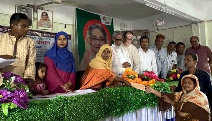 বন্যায় ক্ষতিগ্রস্থদের আর্থিক সহায়তা দিলো বালাগঞ্জ উপজেলা এসোসিয়েশন ফ্রান্স