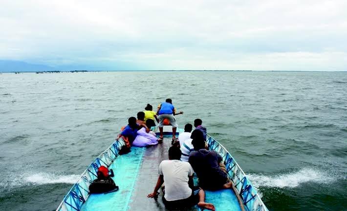 কৃষি নিয়ে হতাশা: ভাগ্য বদলে বিদেশমুখী হাওরের তরুণ কৃষকরা